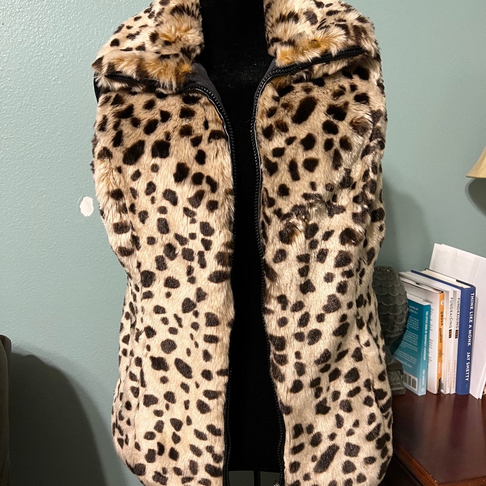 Furry leopard vest